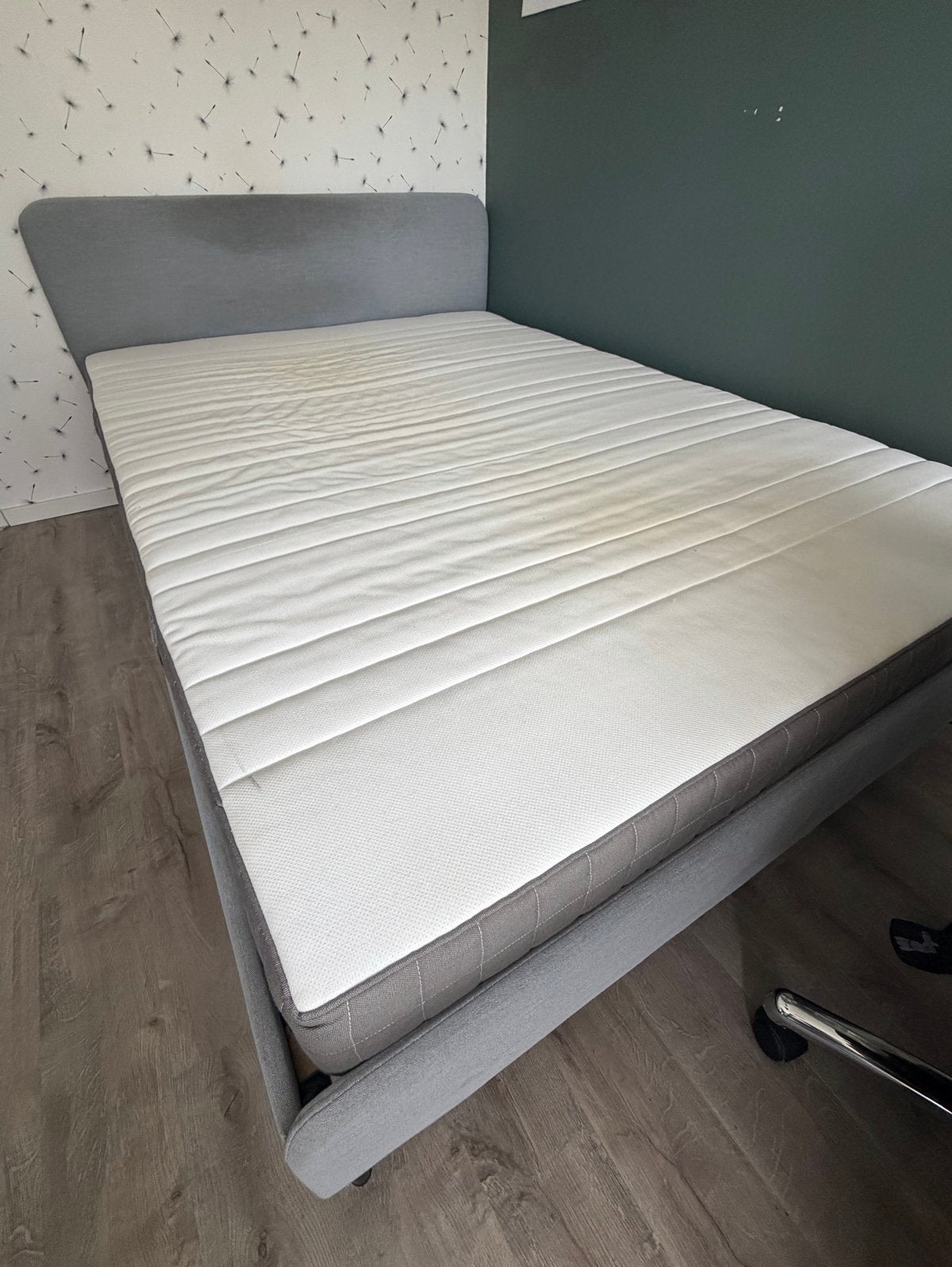 IKEA Slattum bed 140x200 cm met Morgedal matras, Huis en Inrichting, Slaapkamer | Bedden, Ophalen, Gebruikt, Tweepersoons, 140 cm