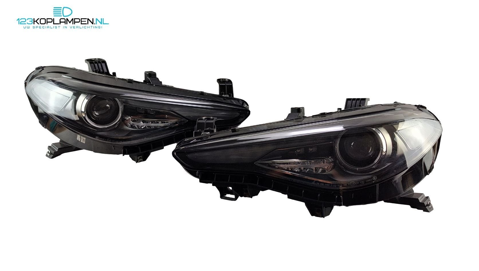 Alfa Romeo Giulia Dynamisch Xenon koplamp links rechts