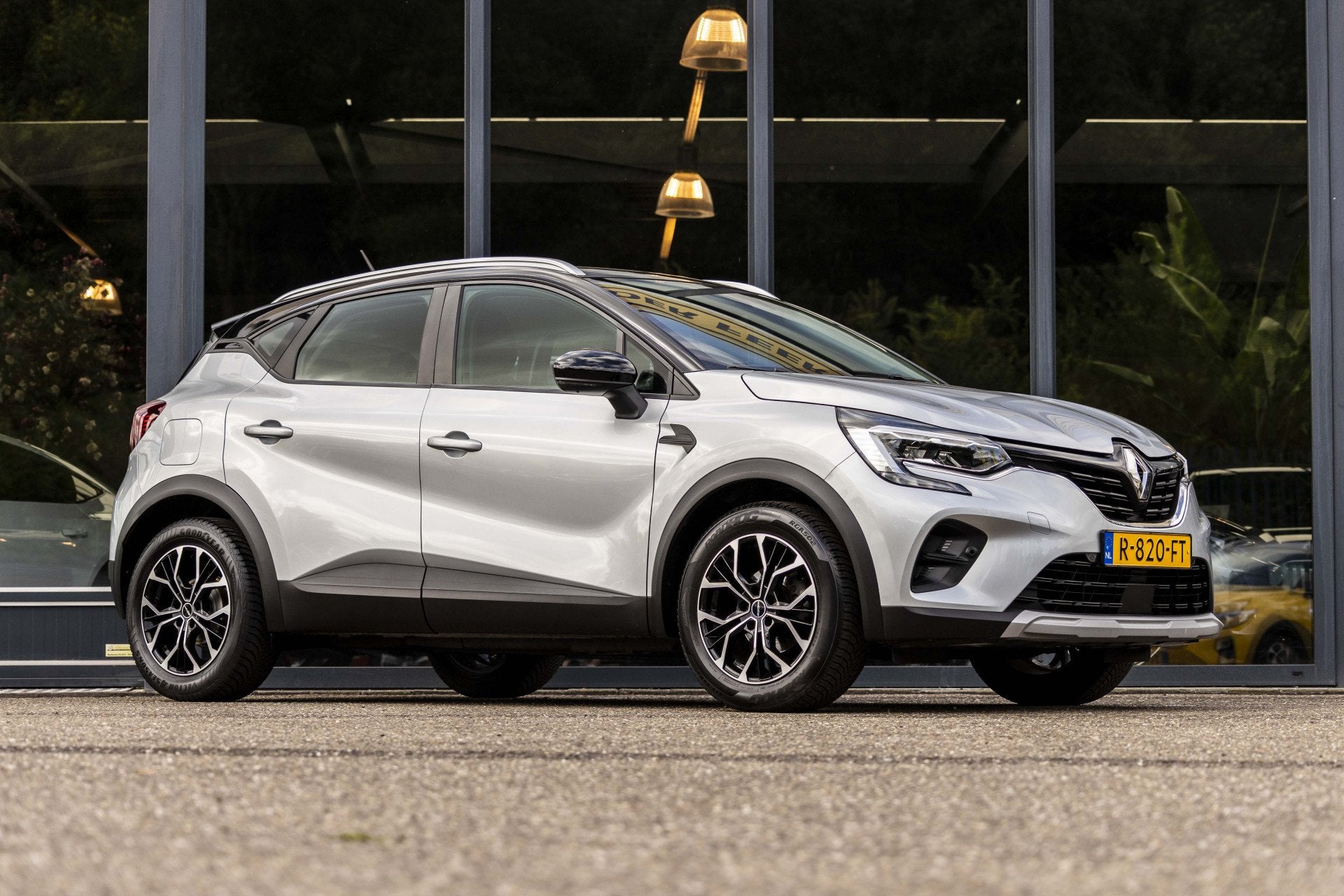Renault Captur 1.0 TCe 90 Zen (bj 2022), Auto's, Voorwielaandrijving, Gebruikt, Euro 6, 635 kg