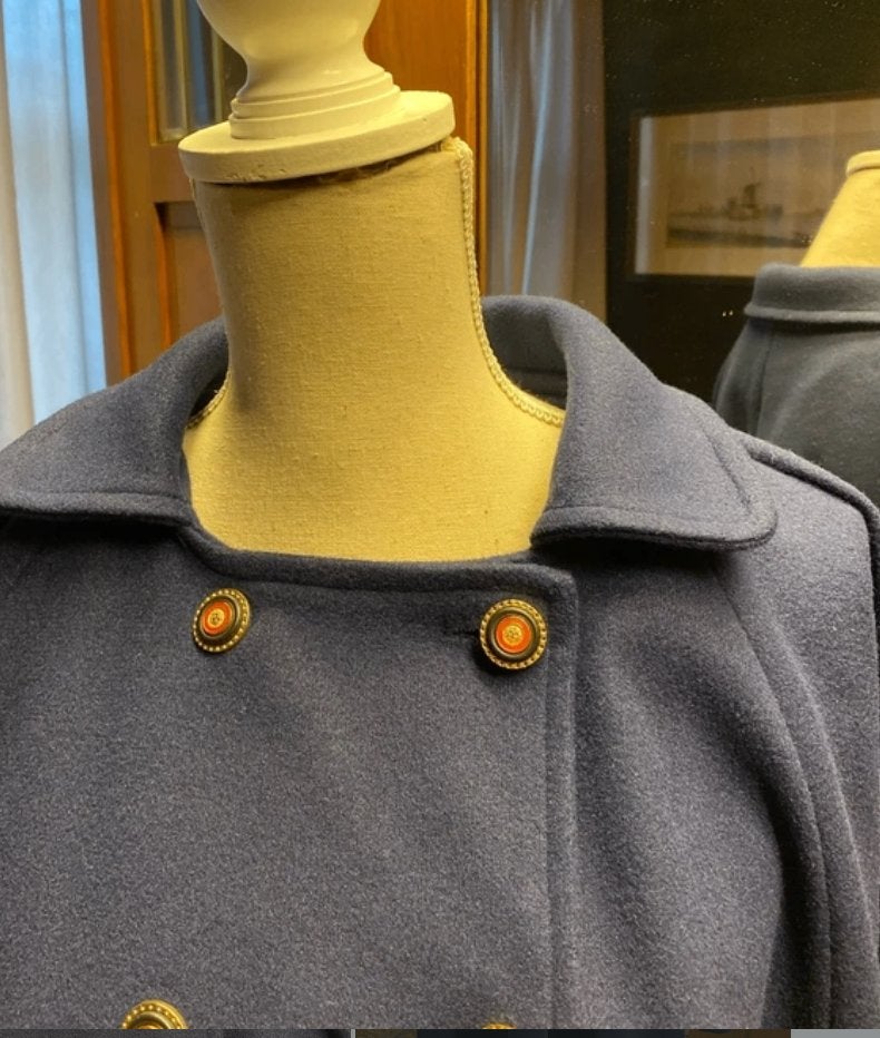 warme poncho voor de frisse avonden, Blauw, Maat 42/44 (L), Ophalen of Verzenden, Zo goed als nieuw