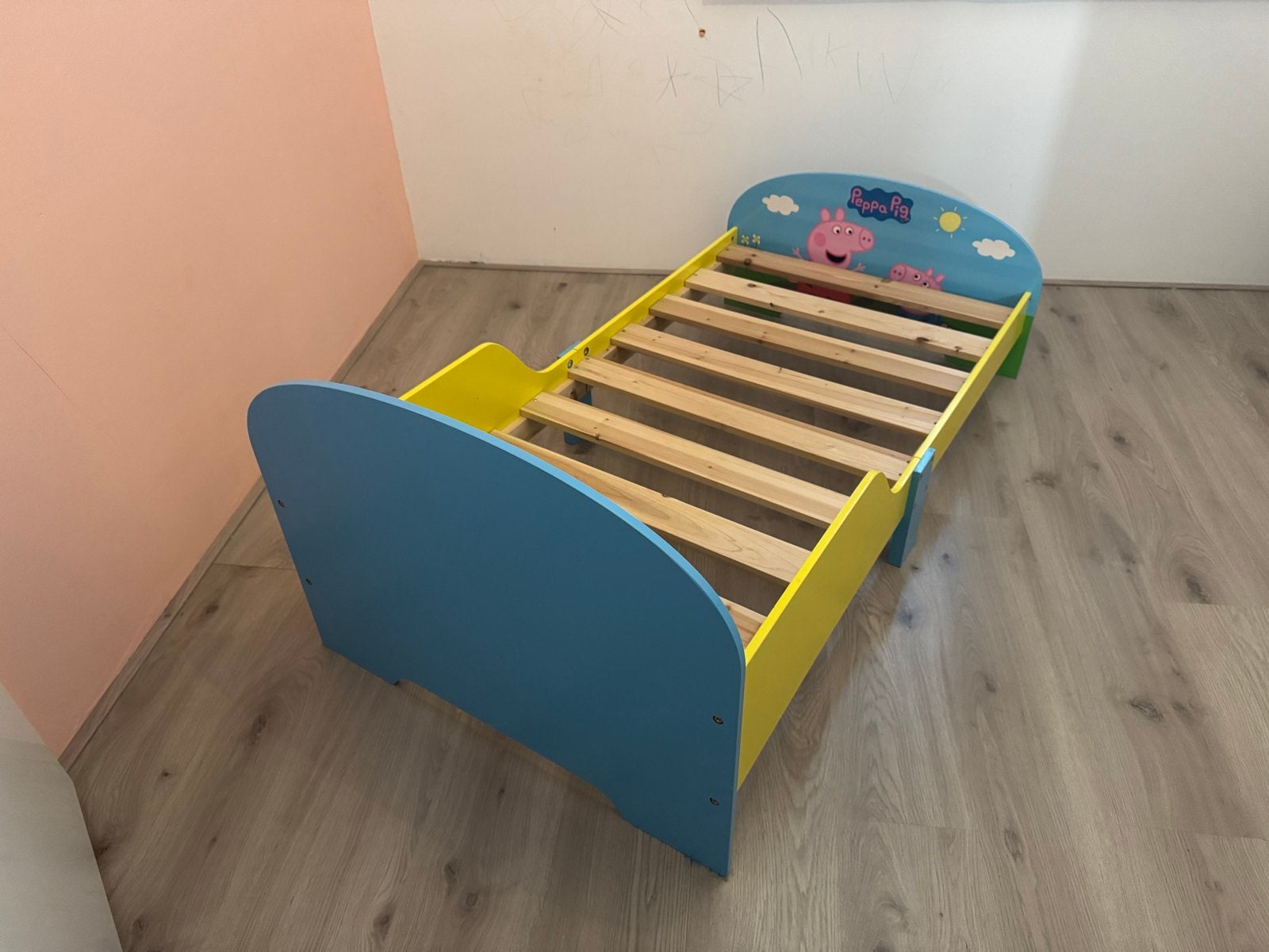 Peppa Big Kinderbed - Zo goed als nieuw, 70 tot 85 cm, Zo goed als nieuw, Lattenbodem, 140 tot 160 cm