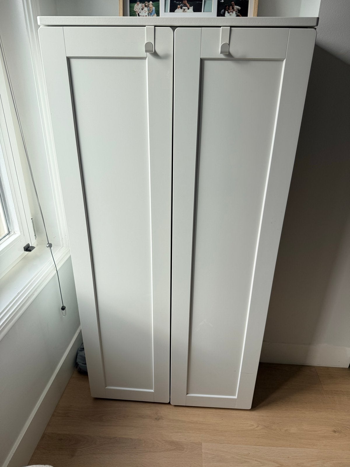 IKEA SMÅSTAD / PLATSA Kledingkast - Wit (met lichte schade), Huis en Inrichting, Ophalen, Overige materialen, Gebruikt, 100 tot 150 cm