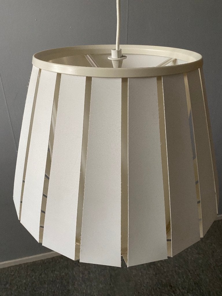 IKEA Sekond Hanglamp met Lakheden Lampenkap, Kunststof, E27 (groot), Ophalen of Verzenden, Modern Scandinavisch