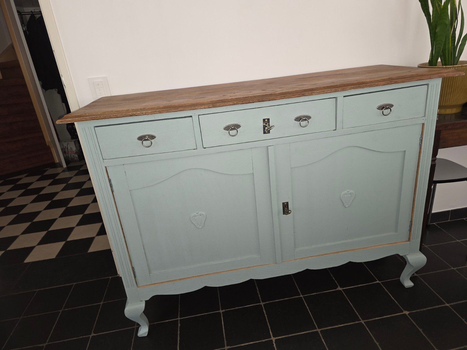 Vintage dressoir/kastje in lichtblauw 140x48,5x99, Ophalen