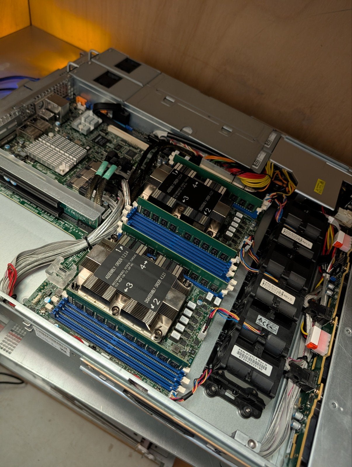 Supermicro X11DDW-NT 2x Xeon 4110 | 32GB, Computers en Software, Ophalen, 2 tot 3 Ghz