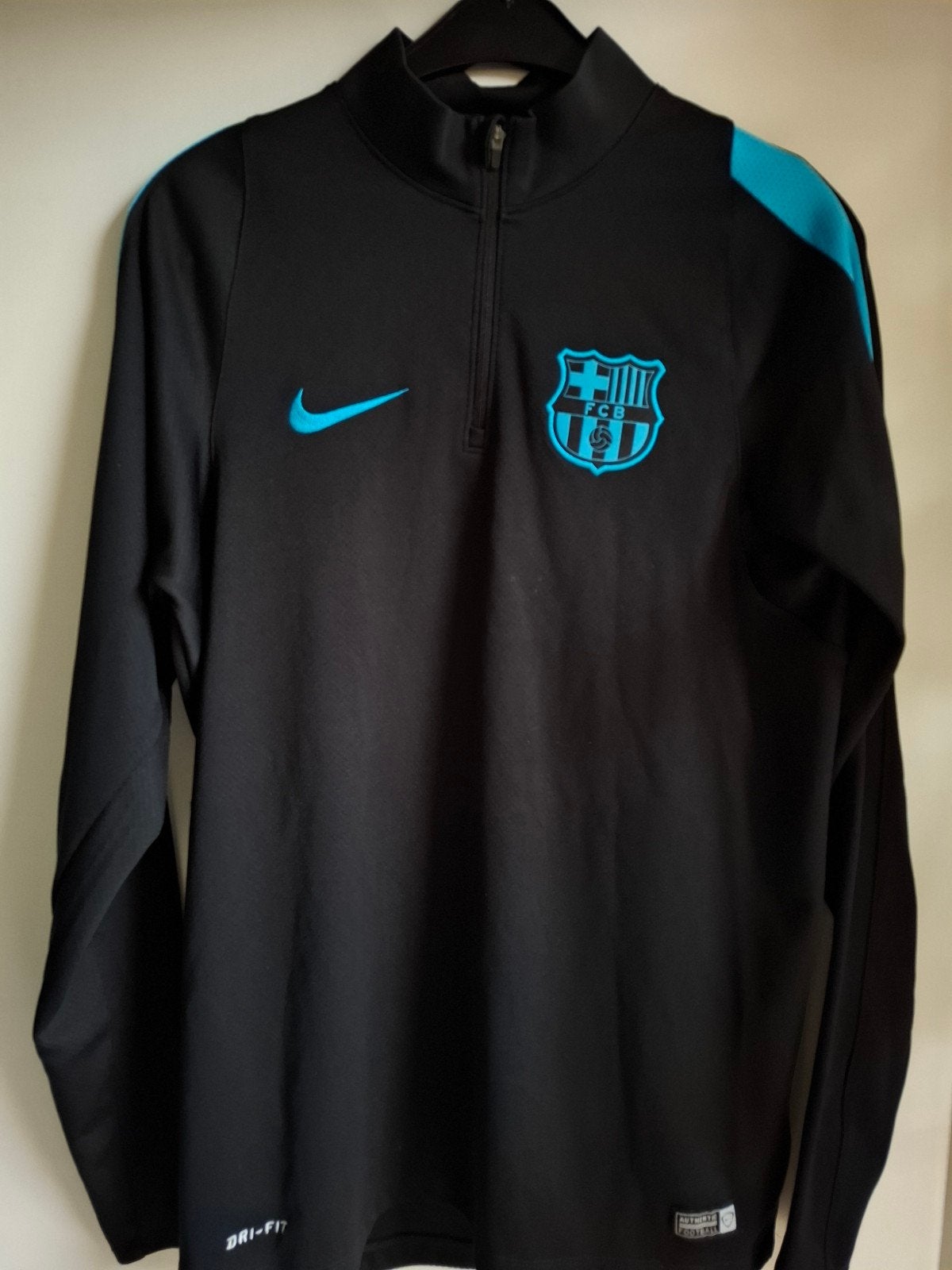 Fc Barcelona voetbal sweater maat M, Ophalen of Verzenden, Zo goed als nieuw, Buitenlandse clubs, Overige typen