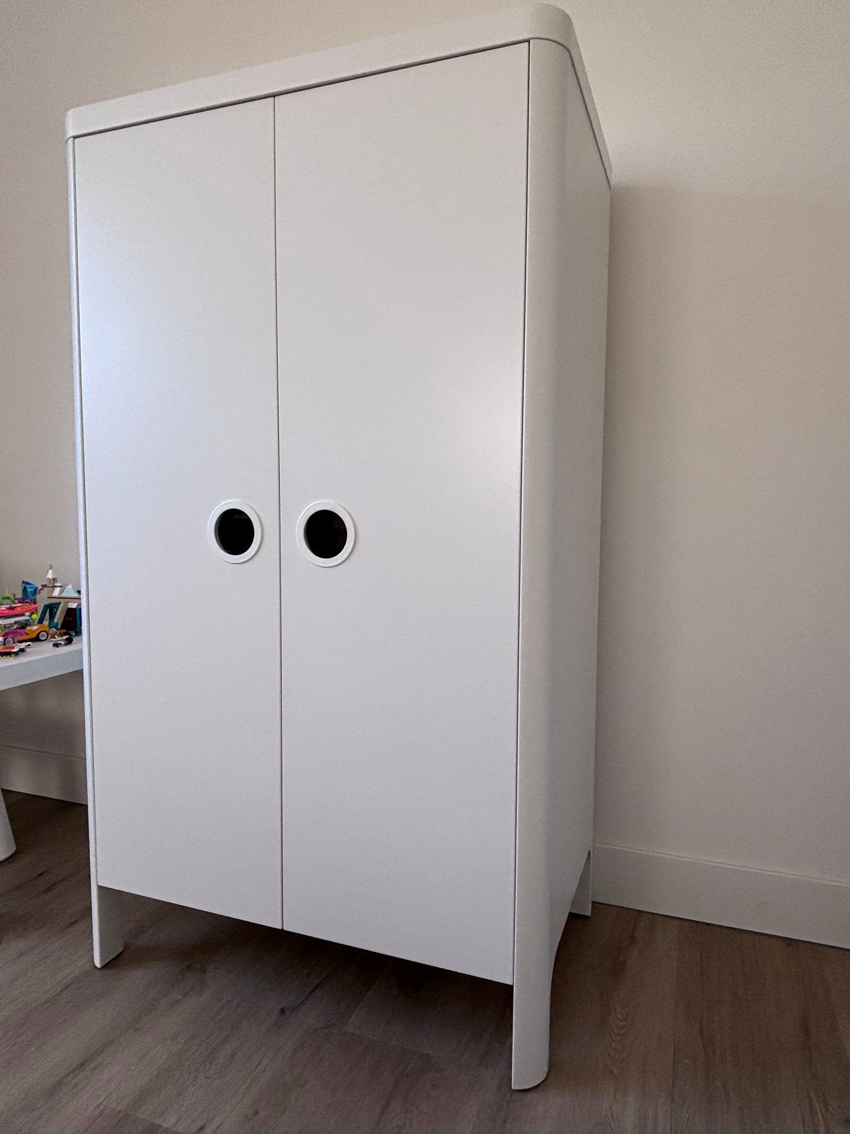 IKEA BUSUNGE kledingkast - wit, zo goed als nieuw, Ophalen, Kast, 50 tot 70 cm, 105 cm of meer