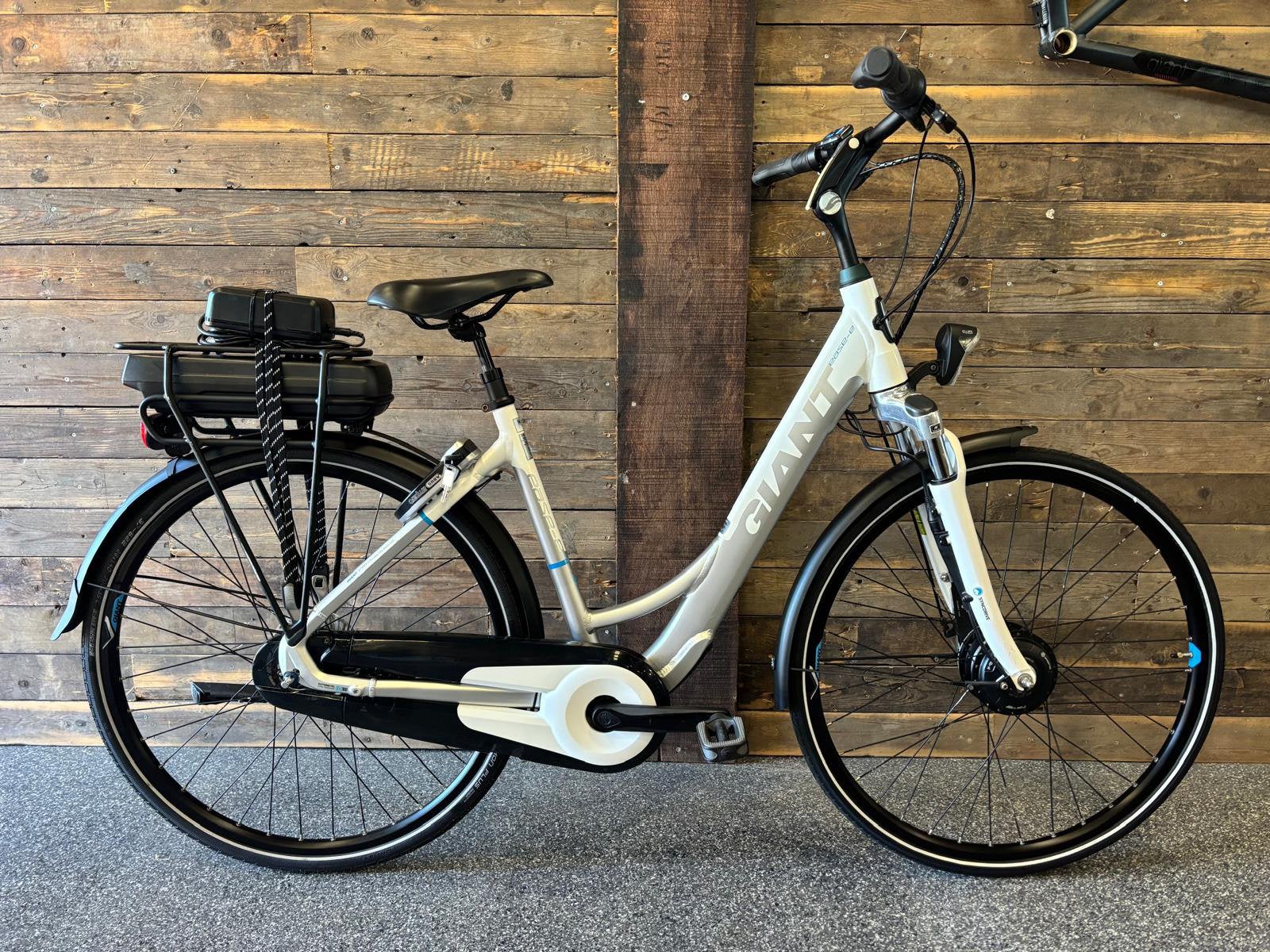 GIANT EASE E +3 28 inch M frame 7 nexus versnellingen E-bike, Ophalen, Gebruikt, Versnellingen, Giant