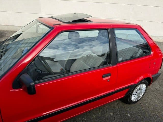 Nissan Micra oldtimer, foto 8