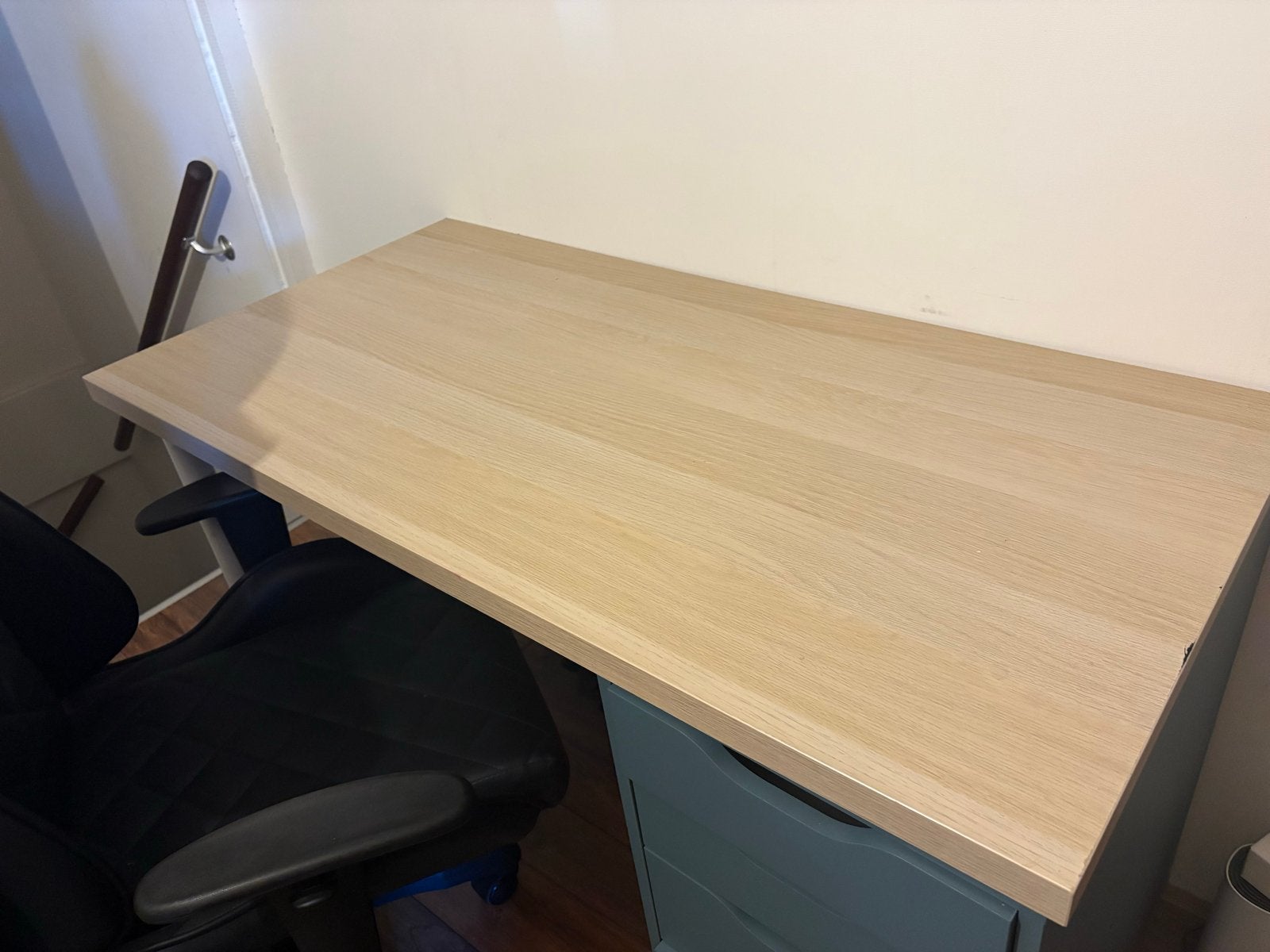 Bureau met lades en gamingstoel, Ophalen, Gebruikt, Met lades, Spaanplaat of MDF