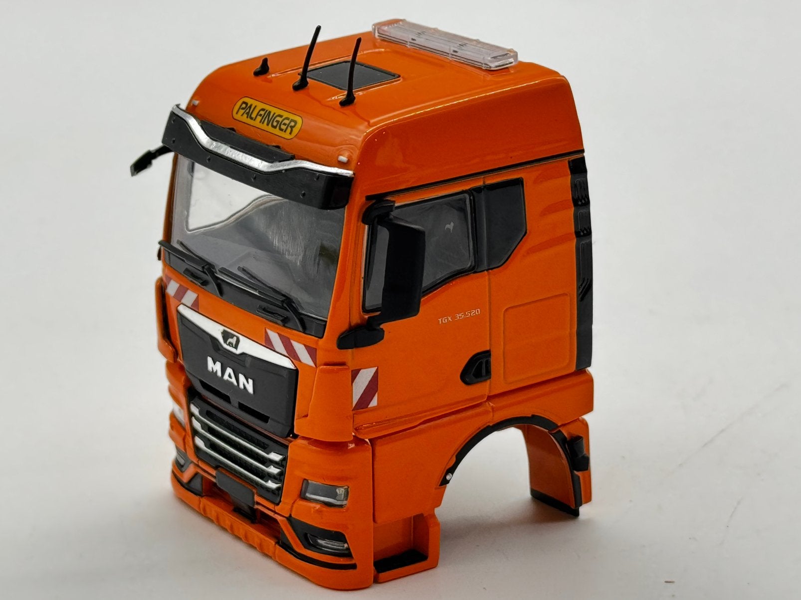 WSI MAN TGX cabine VERBOUW + spatborden
