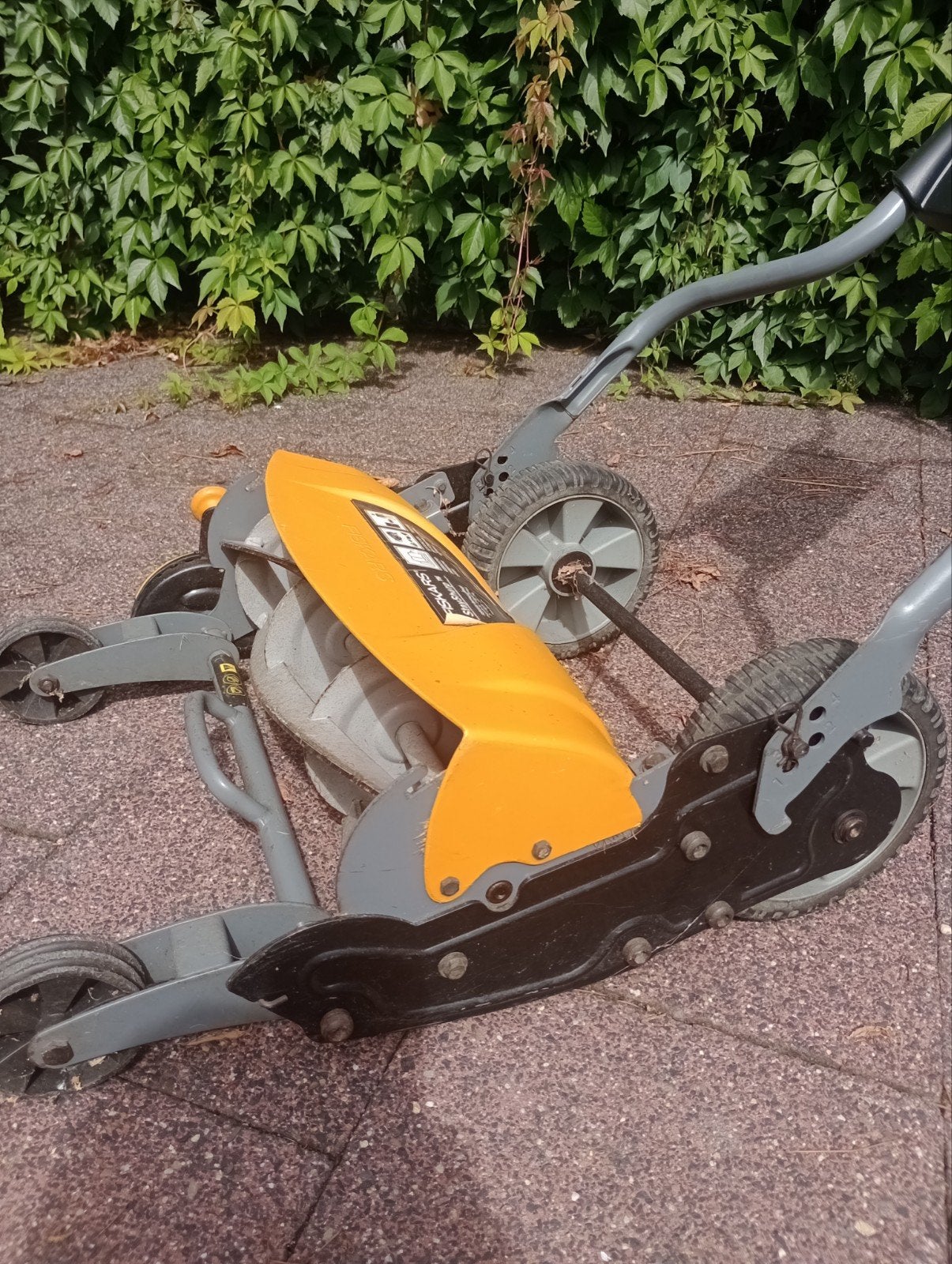 fiskars stay sharp, Tuin en Terras, Gebruikt, Handgrasmaaier, 30 t/m 39 cm, Kooimesmaaier