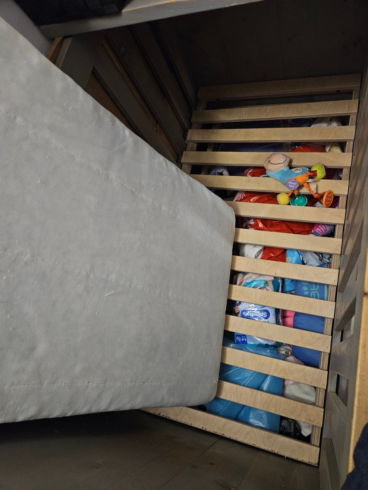 Steiger hout Baby bed, Lattenbodem, 70 tot 85 cm, Zo goed als nieuw, 140 tot 160 cm