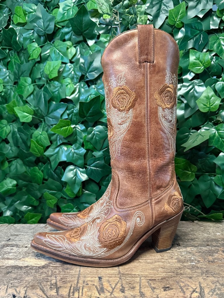 zo goed als nieuw prachtige laarzen van Sendra maat 39