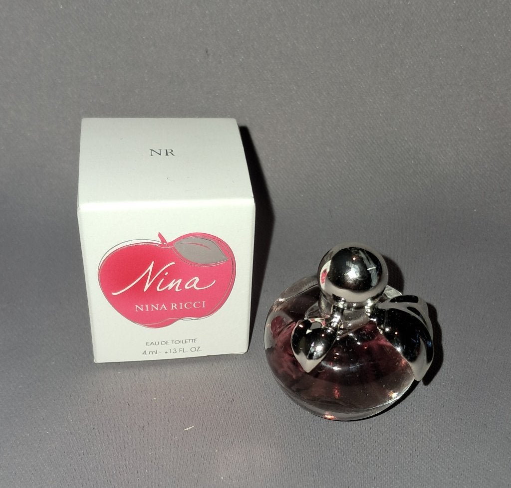 Luxe parfum mini -  Nina ricci Nina + doosje, Ophalen of Verzenden, Zo goed als nieuw, Miniatuur, Gevuld