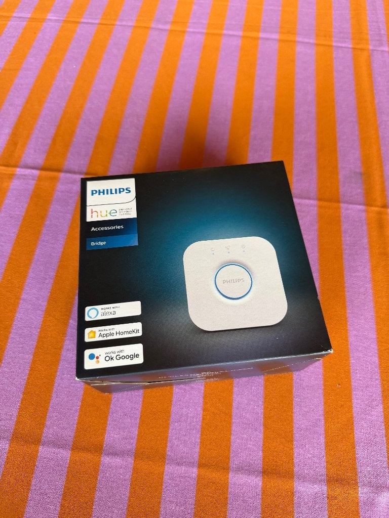Philips Hue Bridge - 1 nieuw in doos, 2 gebruikt, Huis en Inrichting, Lampen | Overige, Smart home compatibel, Ophalen of Verzenden
