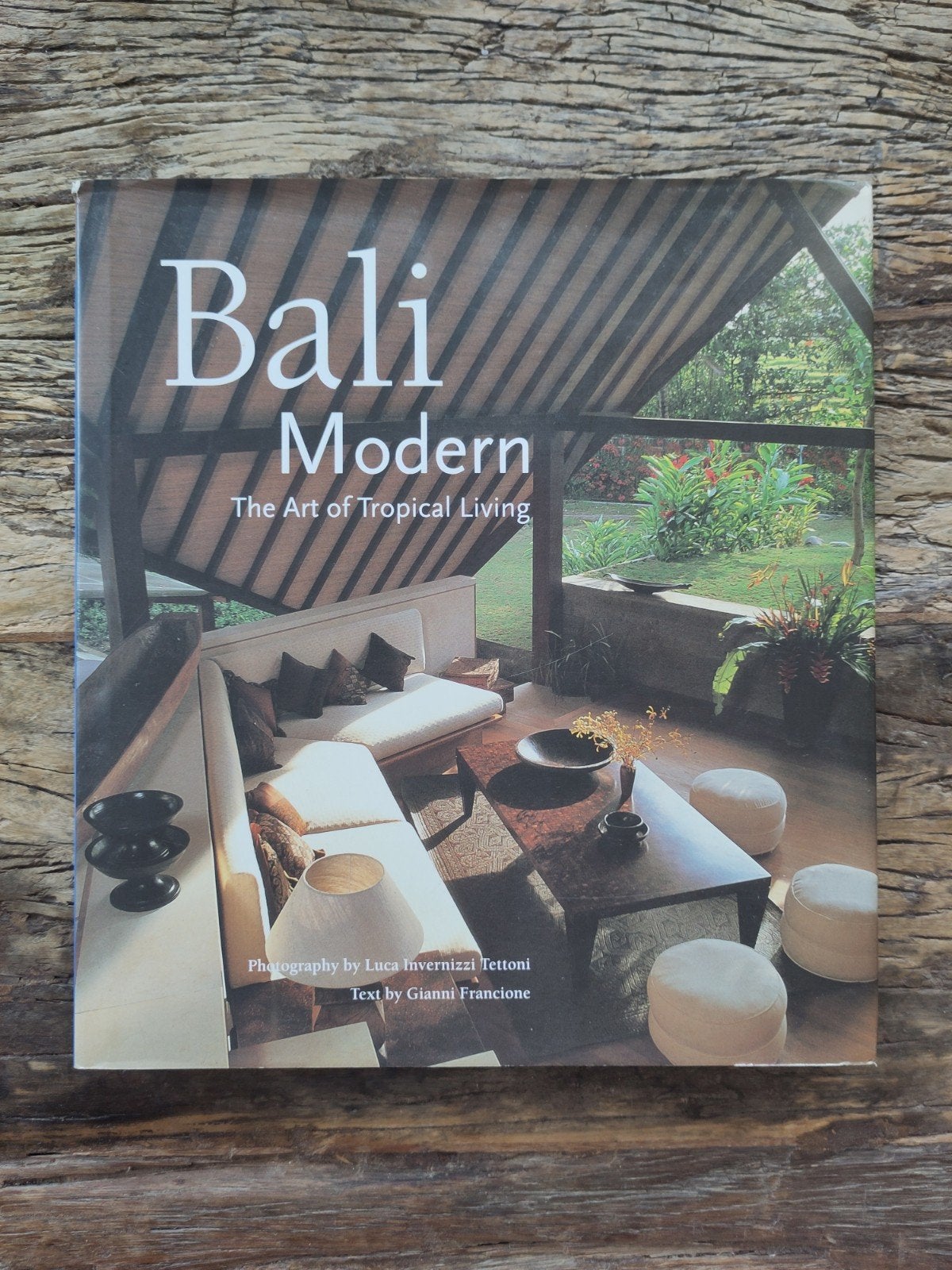 Boek Bali Modern, Ophalen of Verzenden, Zo goed als nieuw, Interieur en Design