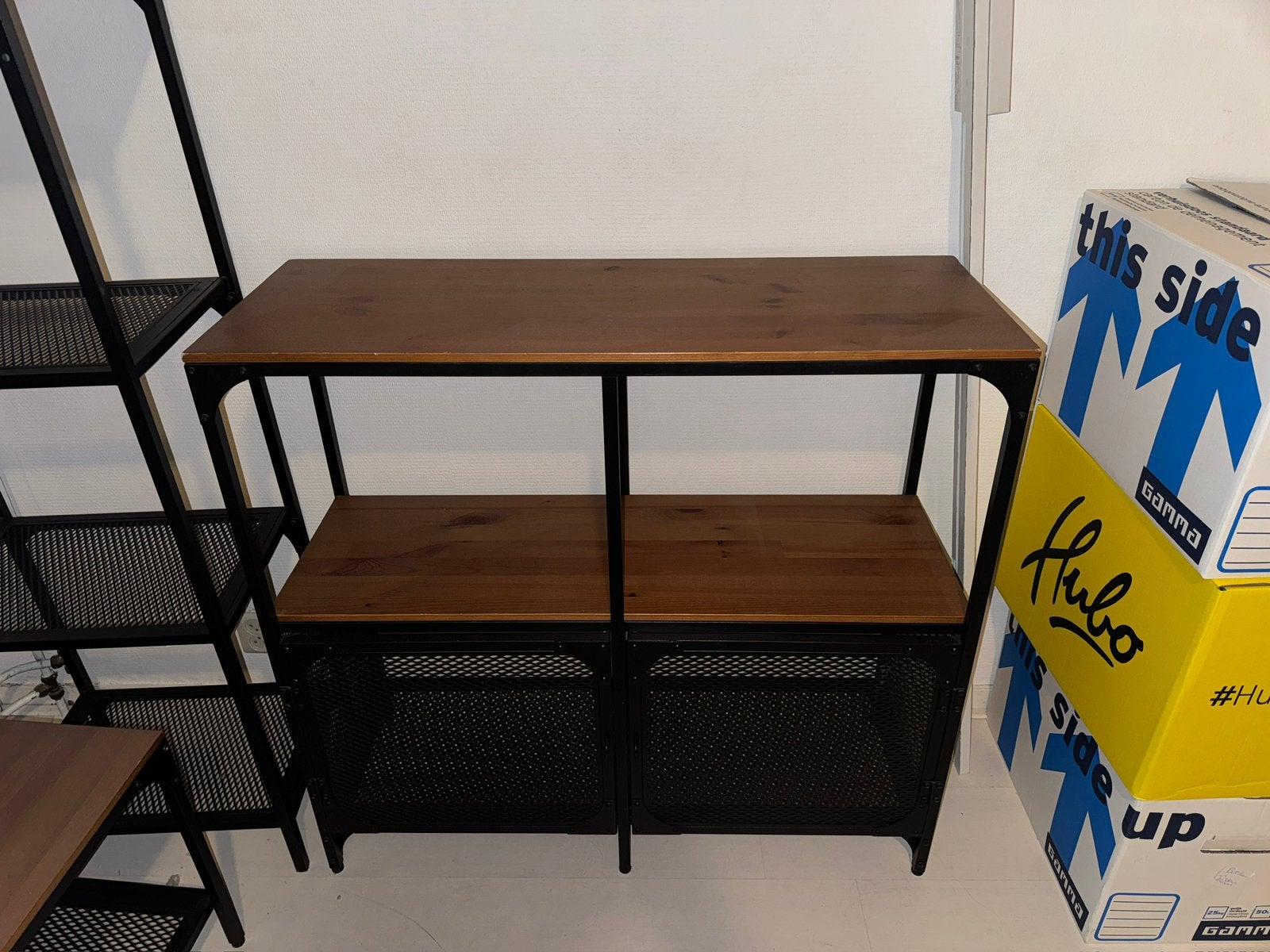 Ikea fjallbo kast met open deuren, Ophalen, Zo goed als nieuw