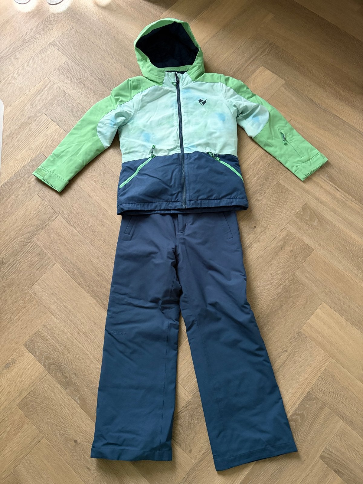 Ziener skijas en broek, maat 140, Kinderen en Baby's, Ophalen of Verzenden, Zo goed als nieuw, Meisje, Sport- of Zwemkleding