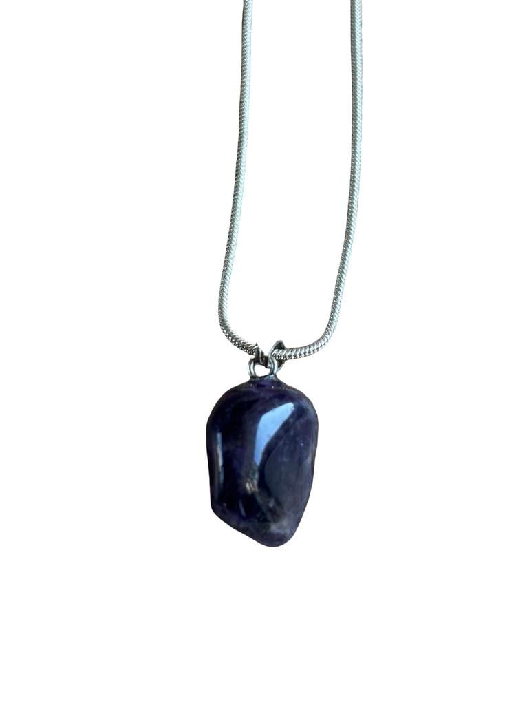Ketting met Amethist steen Derde Oog Chakra Wijsheid Kalmte, Paars, Nieuw, Ophalen of Verzenden, Steen of Mineraal