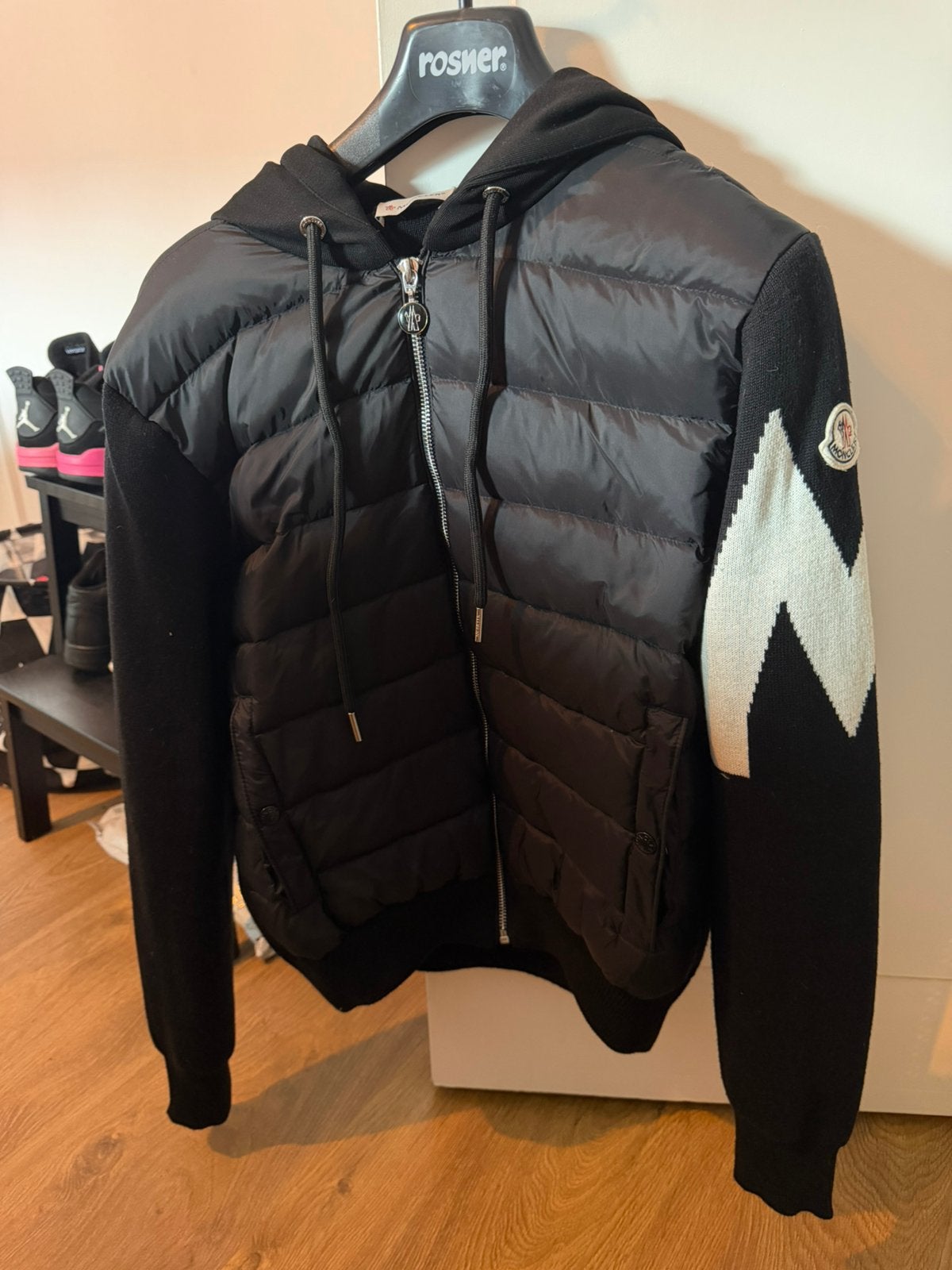 Moncler jasje, Ophalen of Verzenden, Zo goed als nieuw, Overige maten, Zwart