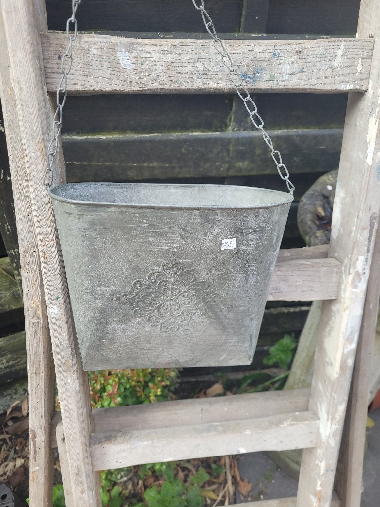 Nieuwe zinken plantenhangers prijs p/st vanaf 7.95, Heikant 21 Kaatsheuvel, Belle Vieille Brocante, Nieuw, Ophalen of Verzenden