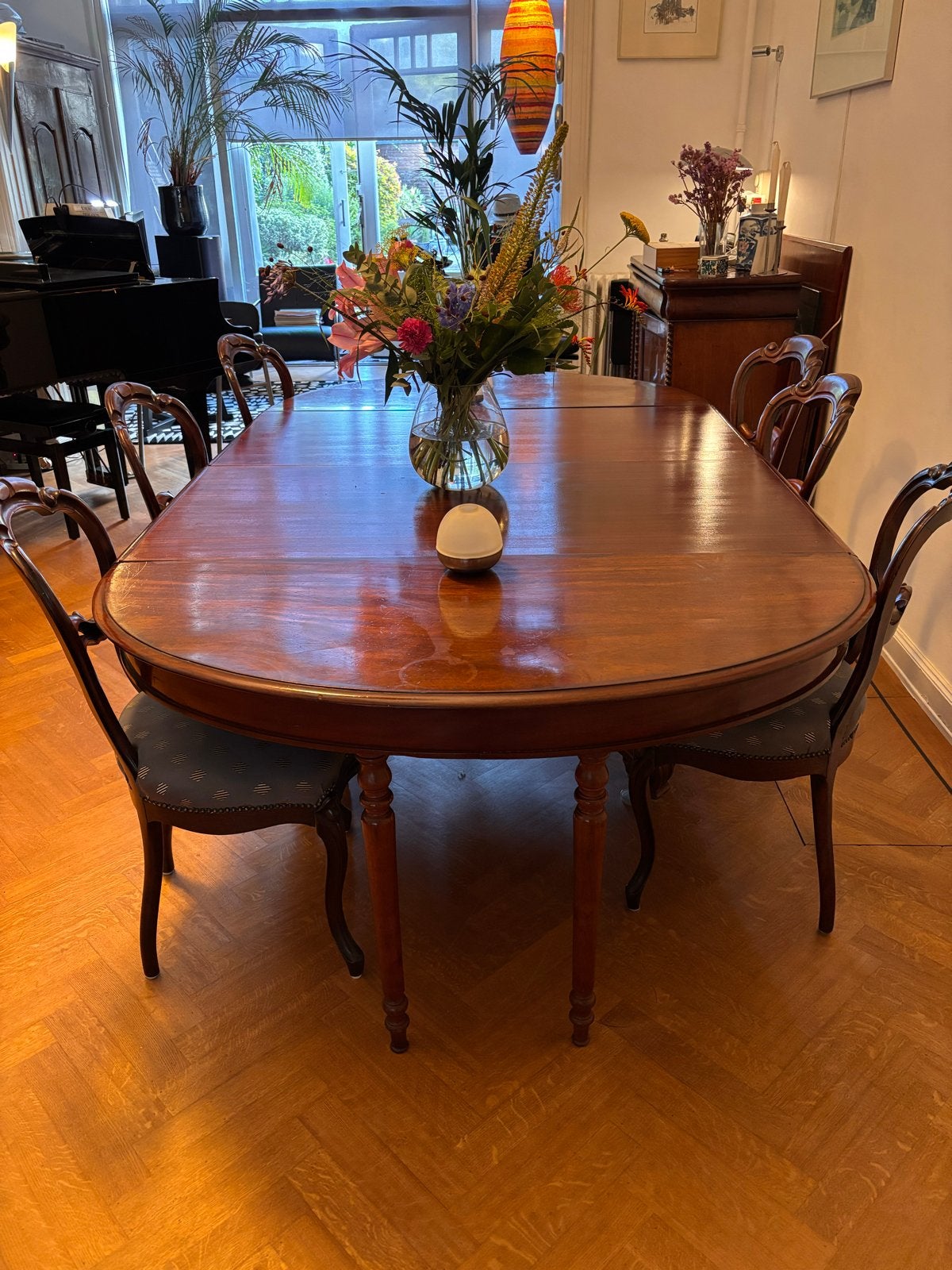 Antieke Uitschuifbare Mahoniehouten Eettafel met 6 Stoelen, Antiek en Kunst, Antiek | Meubels | Tafels, Ophalen