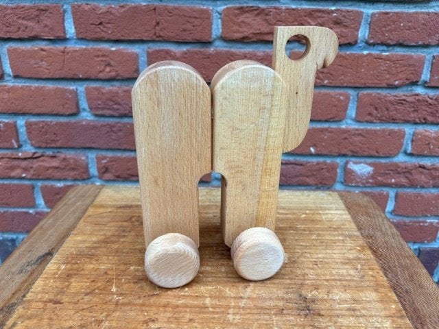 Vintage houten kameel. 18 stuks, Ophalen of Verzenden, Nieuw, Duw- of Trekspeelgoed