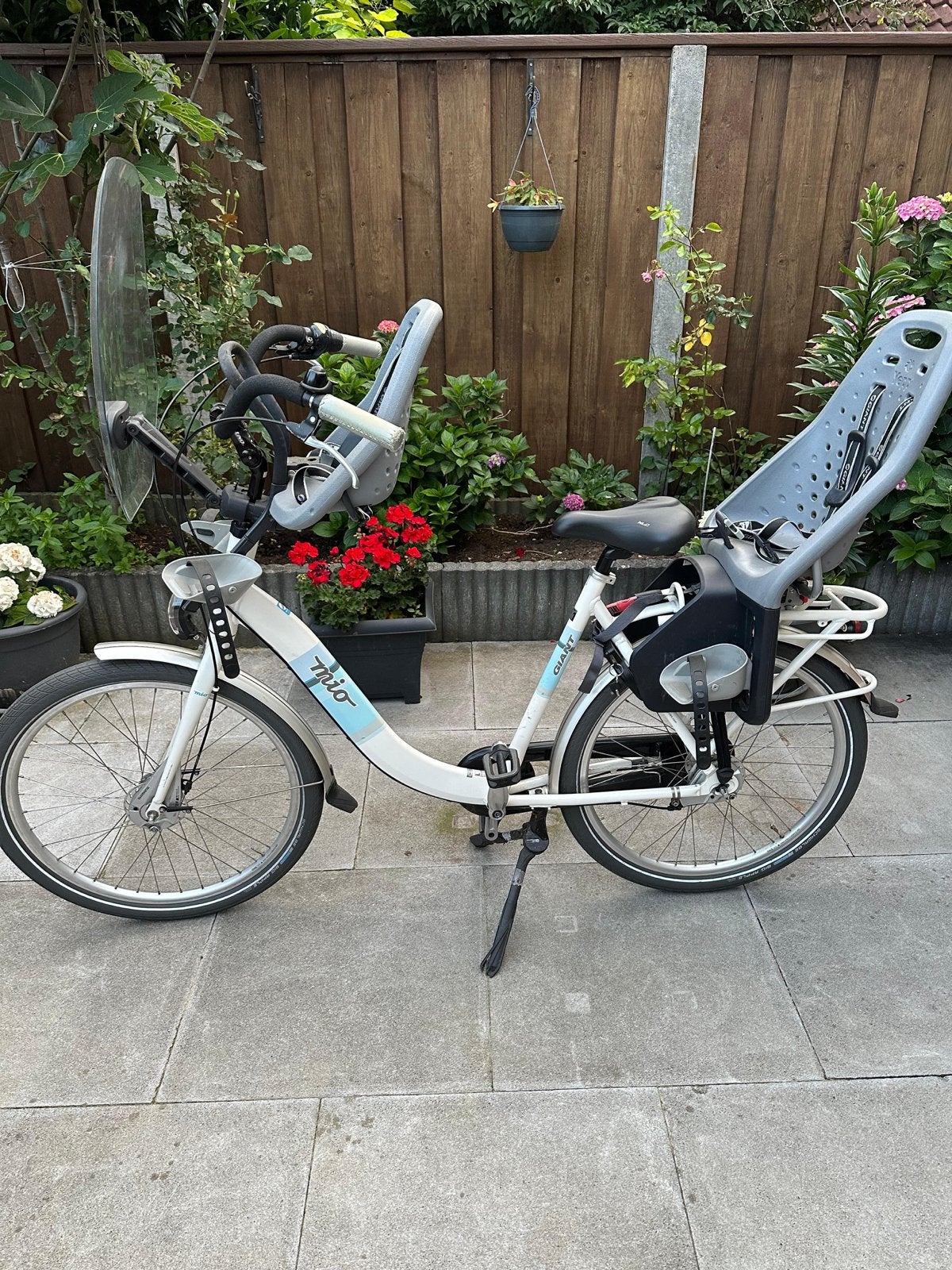 Giant Mio fiets met Yepp kinderzitjes, maat 55, Fietsen en Brommers, Fietsen | Dames | Damesfietsen, Ophalen, Versnellingen, Giant