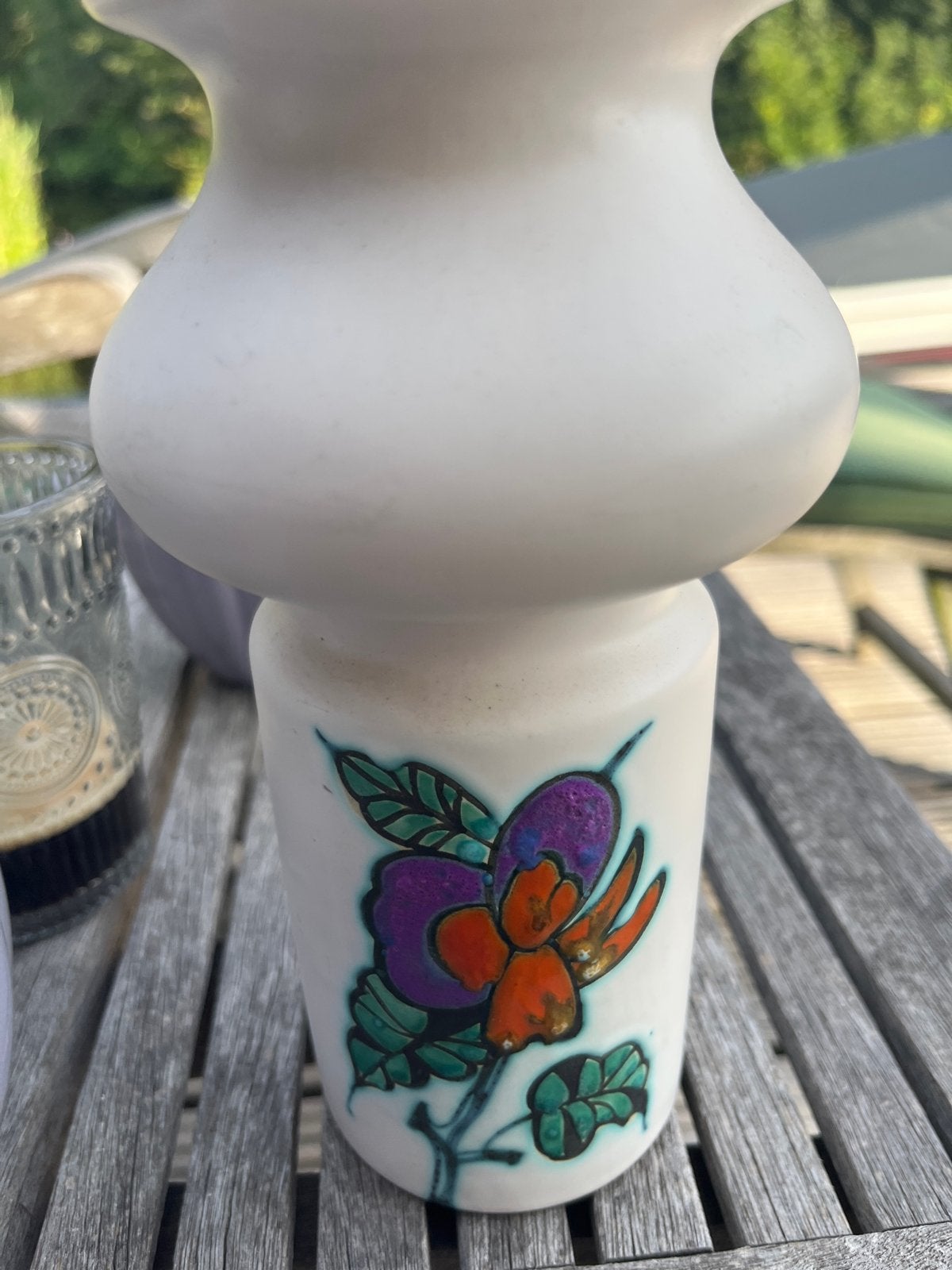 Unieke Goudse vaas  met bloemmotief, Ophalen