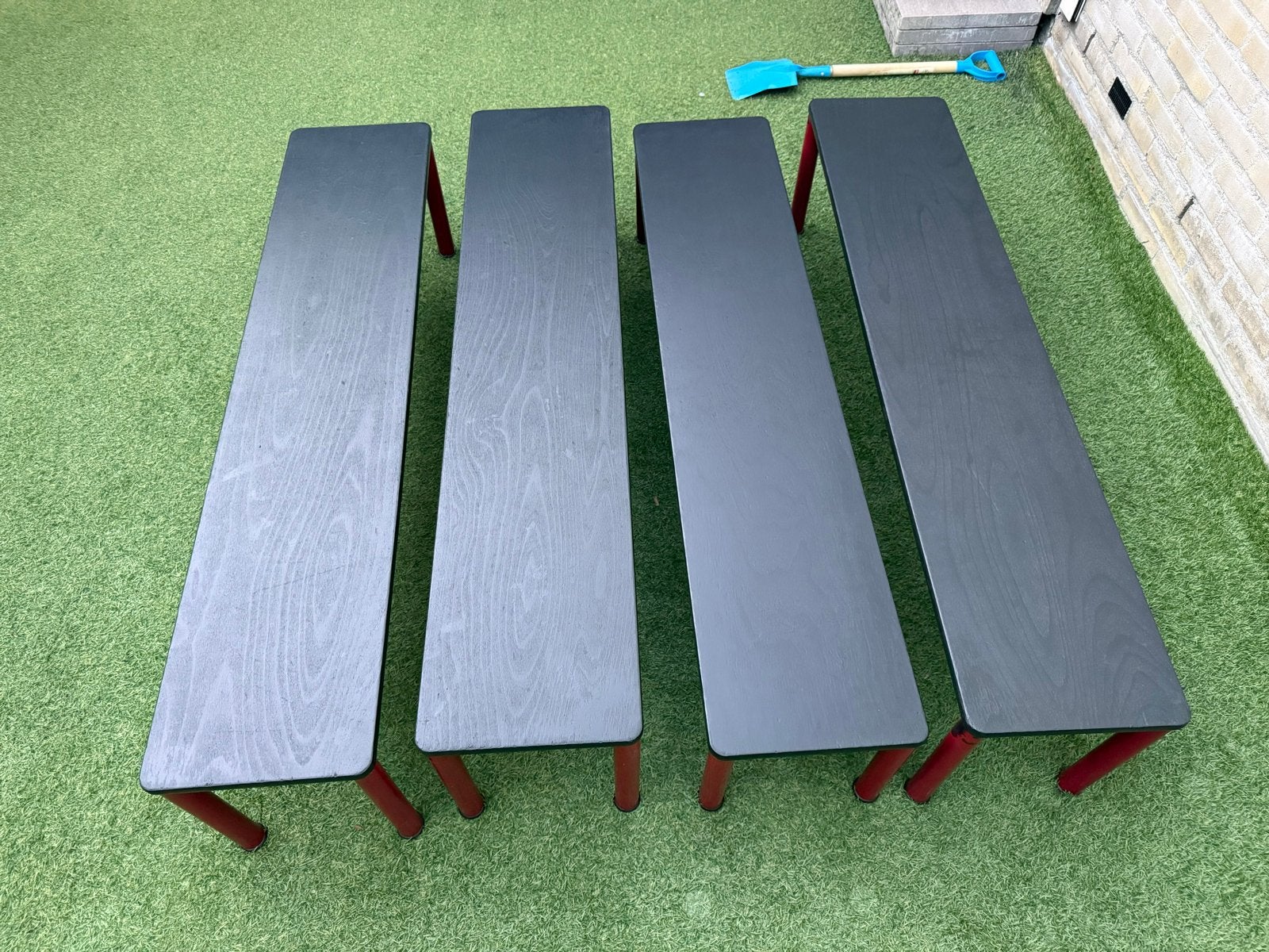 4 gymbanken , schoolbanken, lage bankjes zwart, Ophalen, Gebruikt, Hout