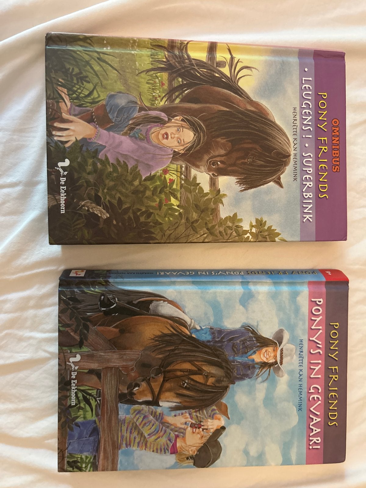 Pony Friends Omnibus & Pony's in Gevaar! - Henriëtte Kan Hem, Ophalen, Gelezen, Fictie algemeen