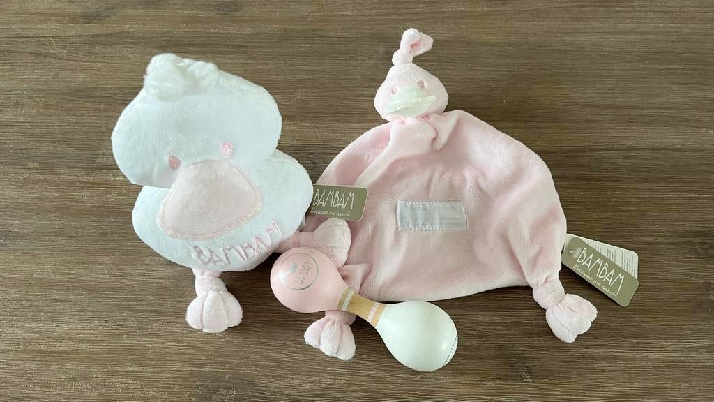 BAMBAM Eend Knuffel, Knuffeldoekje en Rammelaar Set - Nieuw, Ophalen of Verzenden, Nieuw, Rammelaar