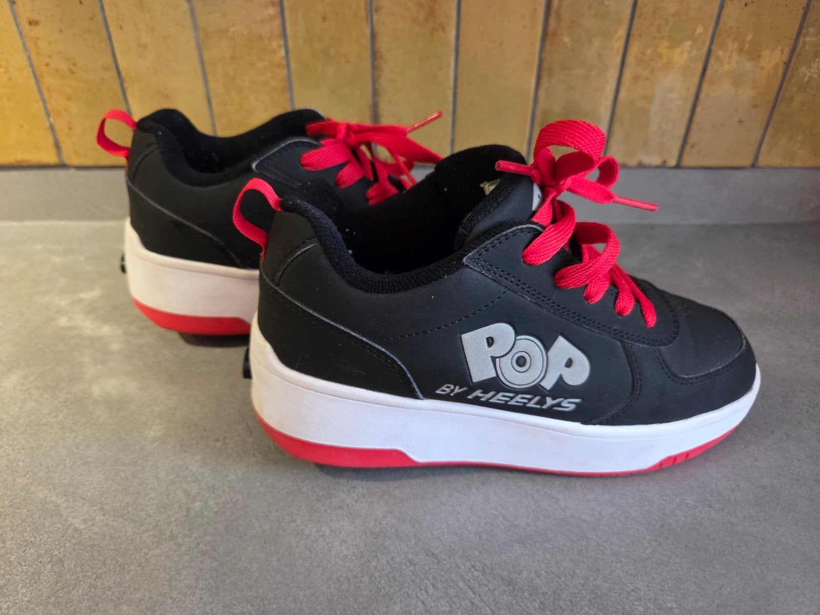 Pop by Heelys rolschoenen - Maat 36.5, Ophalen of Verzenden, Gebruikt, Kinderen