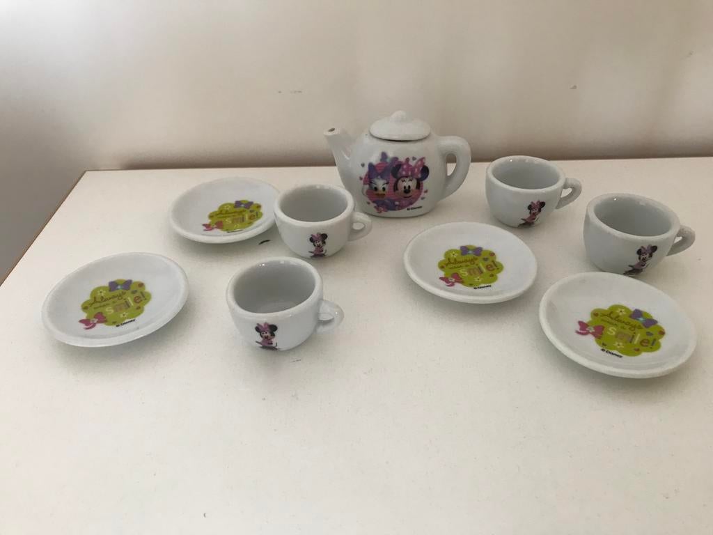 Klein (poppen) serviesje met Minnie Mouse te koop, Ophalen of Verzenden