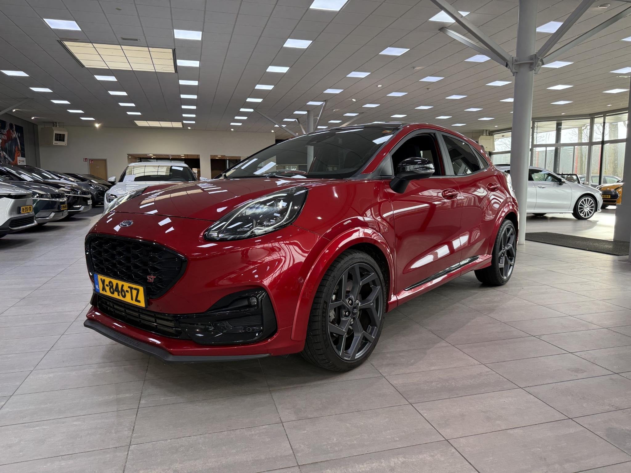 Ford Puma 1.5 EcoBoost ST-X 200 pk Performance Pack - Recaro, Auto's, Voorwielaandrijving, Leder en Stof, Bedrijf, Handgeschakeld