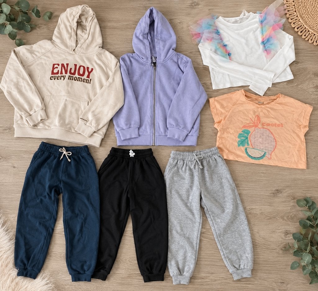 Meisjes kledingpakket – joggers, hoodies & shirts, Ophalen of Verzenden, Gebruikt, Meisje, Overige typen