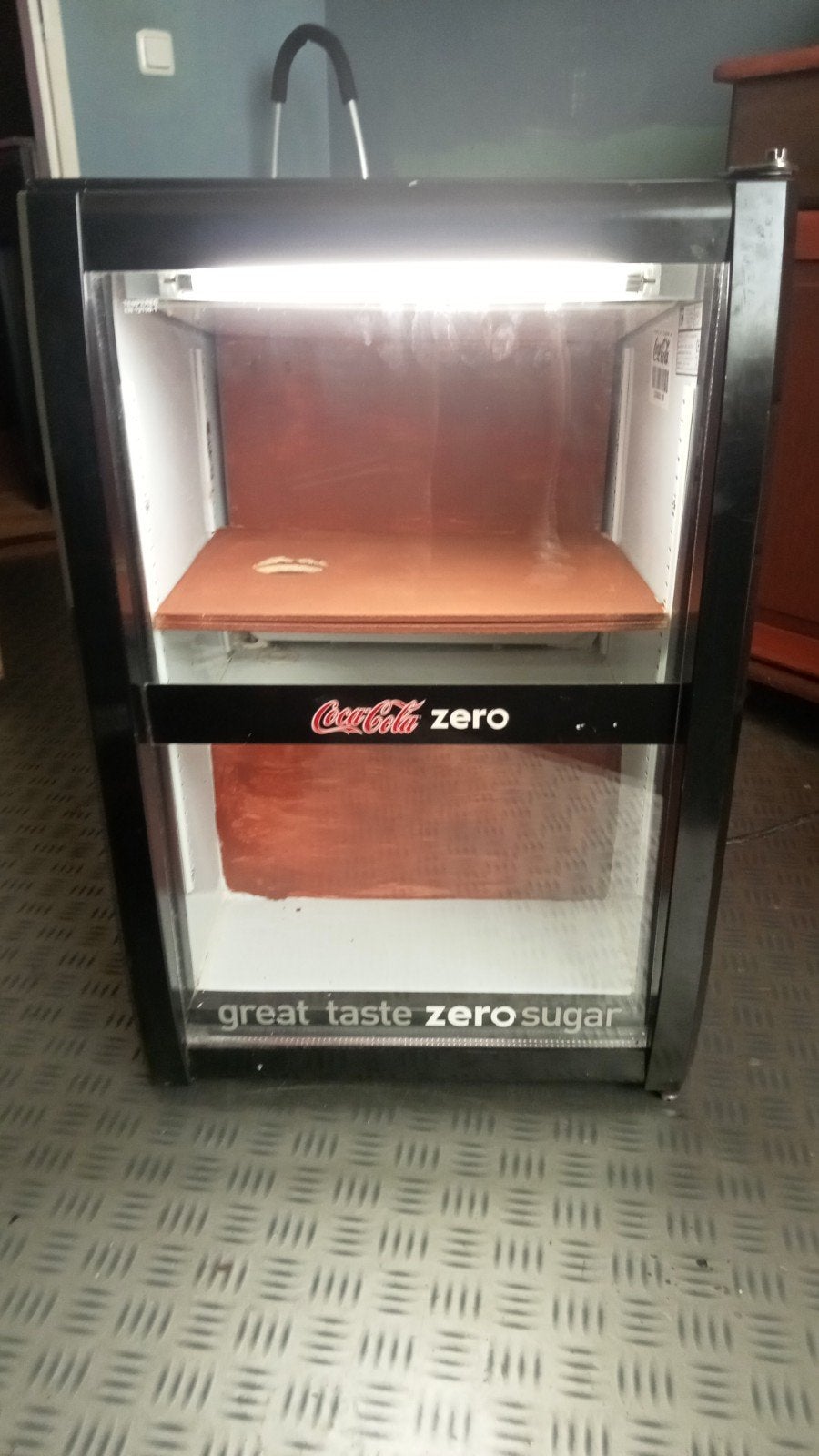Coca-Cola Zero mini koelkast - compact en stijlvol, Ophalen, Minder dan 75 liter, Zonder vriesvak, Gebruikt