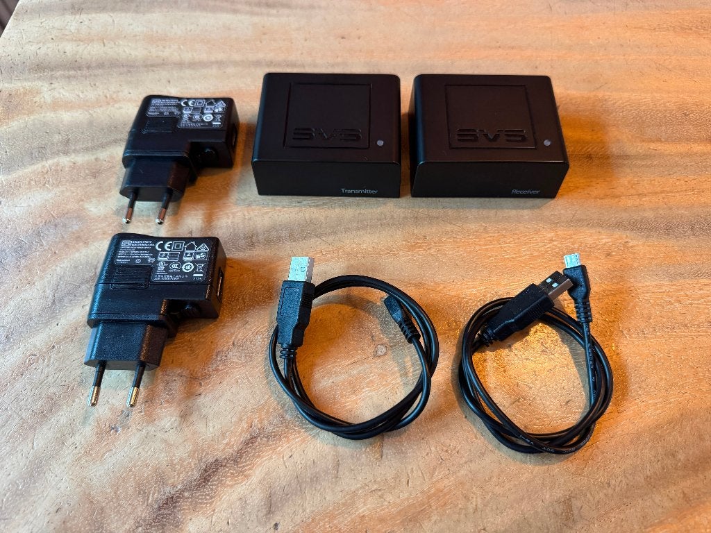 SVS Soundpath Tri-Band Wireless Audio Adaptater, Audio, Tv en Foto, Audiokabels en Televisiekabels, Ophalen of Verzenden, Zo goed als nieuw