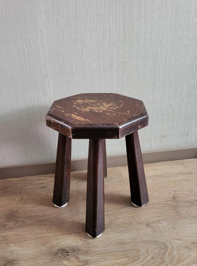 Oud donkerbruin houten plantentafeltje / krukje, Antiek en Kunst, Ophalen of Verzenden