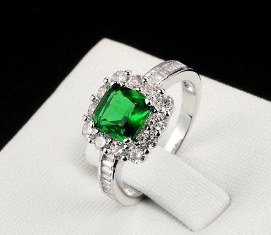 Groene zirkoon 18K witgoud verguld ring, Sieraden, Tassen en Uiterlijk, Ringen, Overige materialen, Nieuw, Ophalen of Verzenden