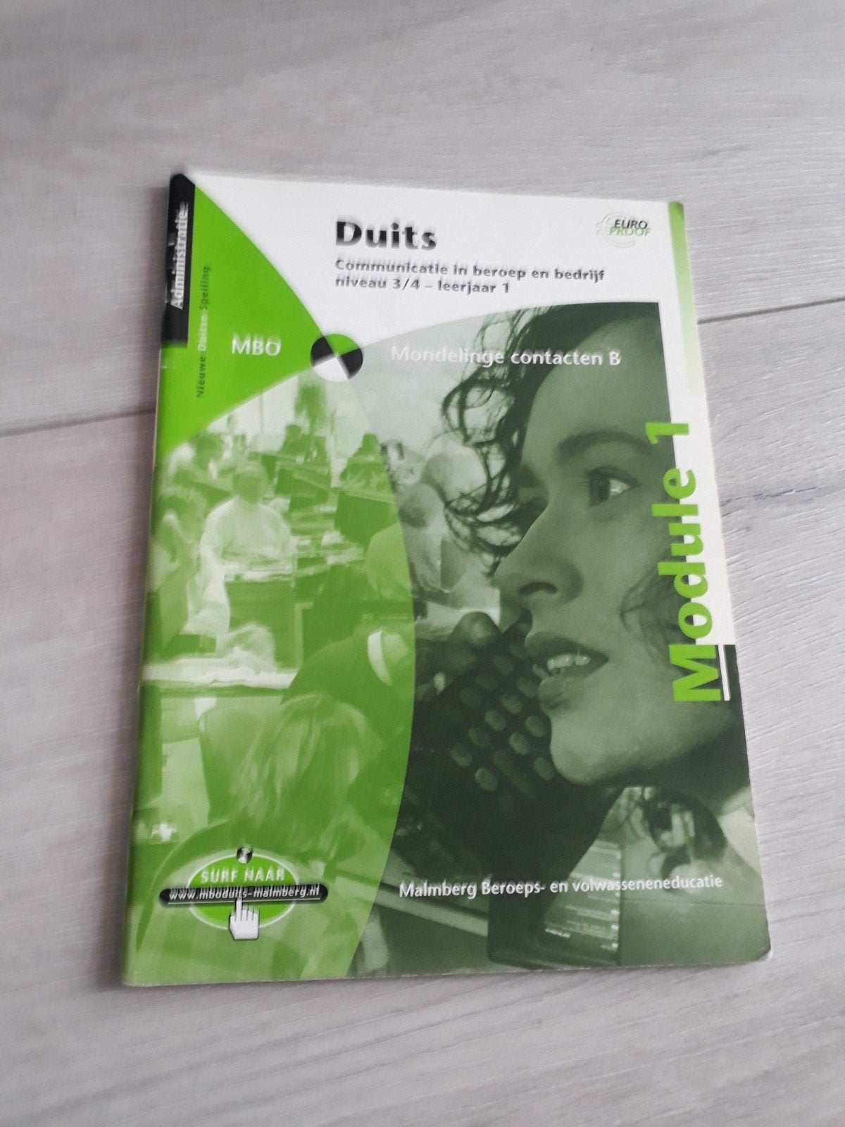 Duits Communicatie in beroep en bedrijf MBO Module 1, Malmberg, Ophalen of Verzenden, Zo goed als nieuw, MBO