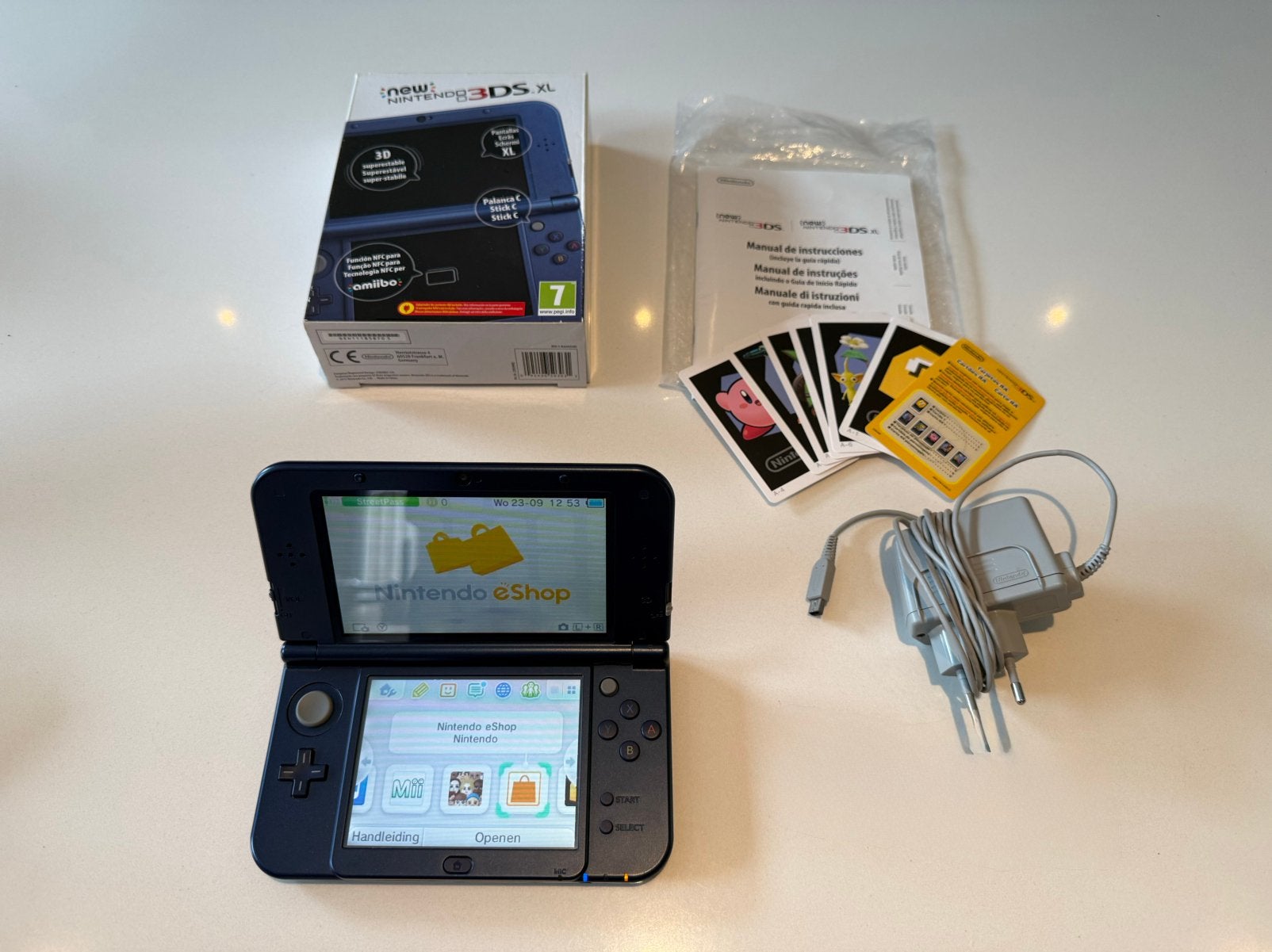 New Nintendo 3DS XL - compleet + lader, Ophalen of Verzenden, Gebruikt, Blauw, 3DS XL