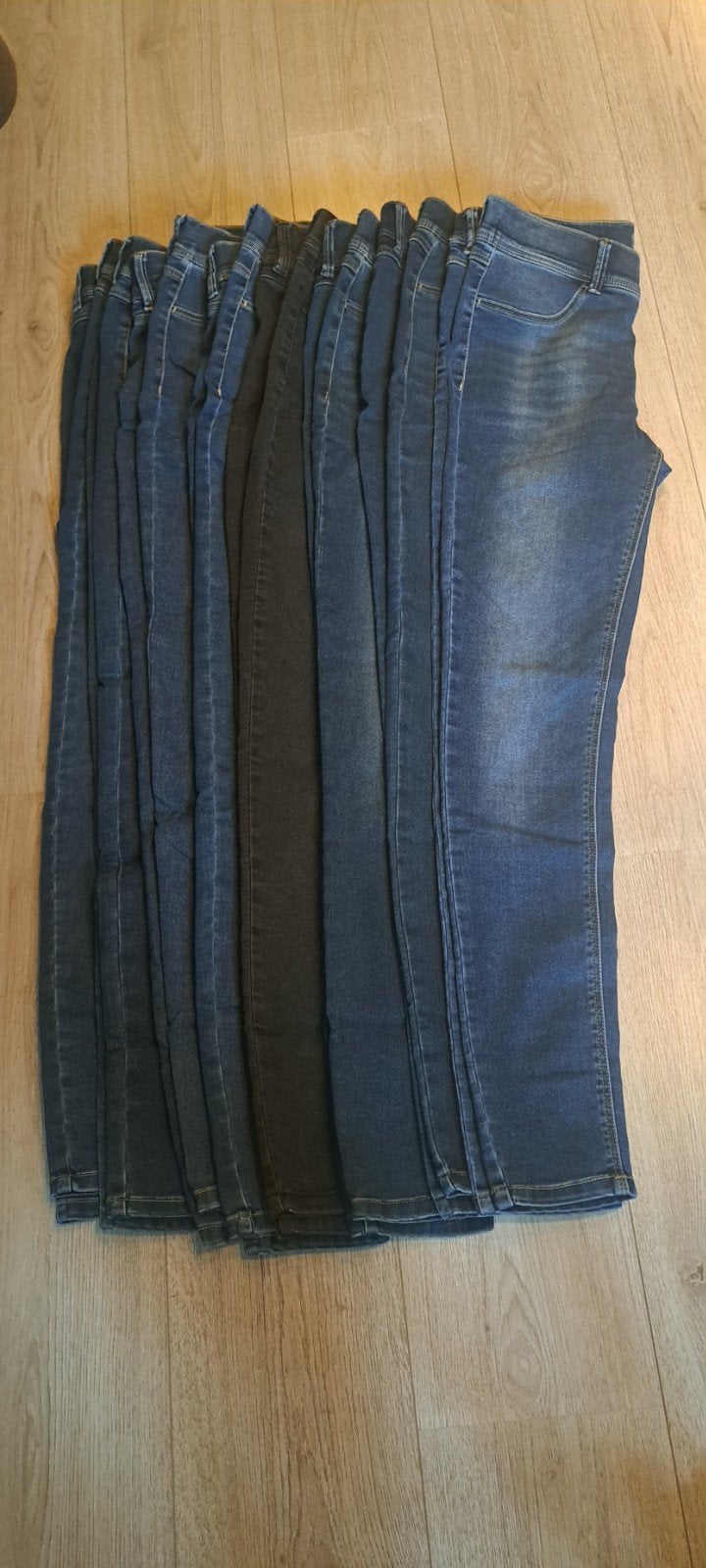 8 Takko jeggings Jeans Maat M - Zo goed als nieuw, Kleding | Dames, Blauw, Overige jeansmaten, Ophalen of Verzenden, Zo goed als nieuw