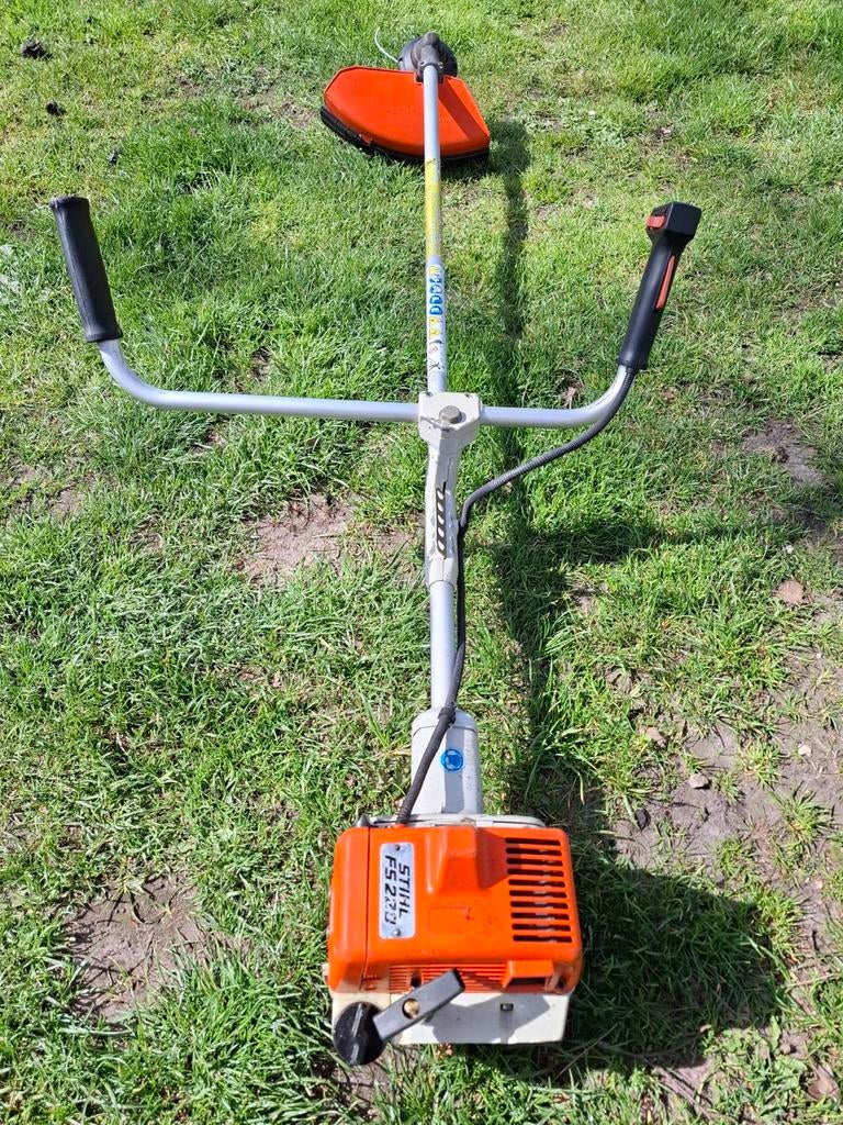 Stihl bosmaaier fs 220, Ophalen, Benzine, Gebruikt, STIHL