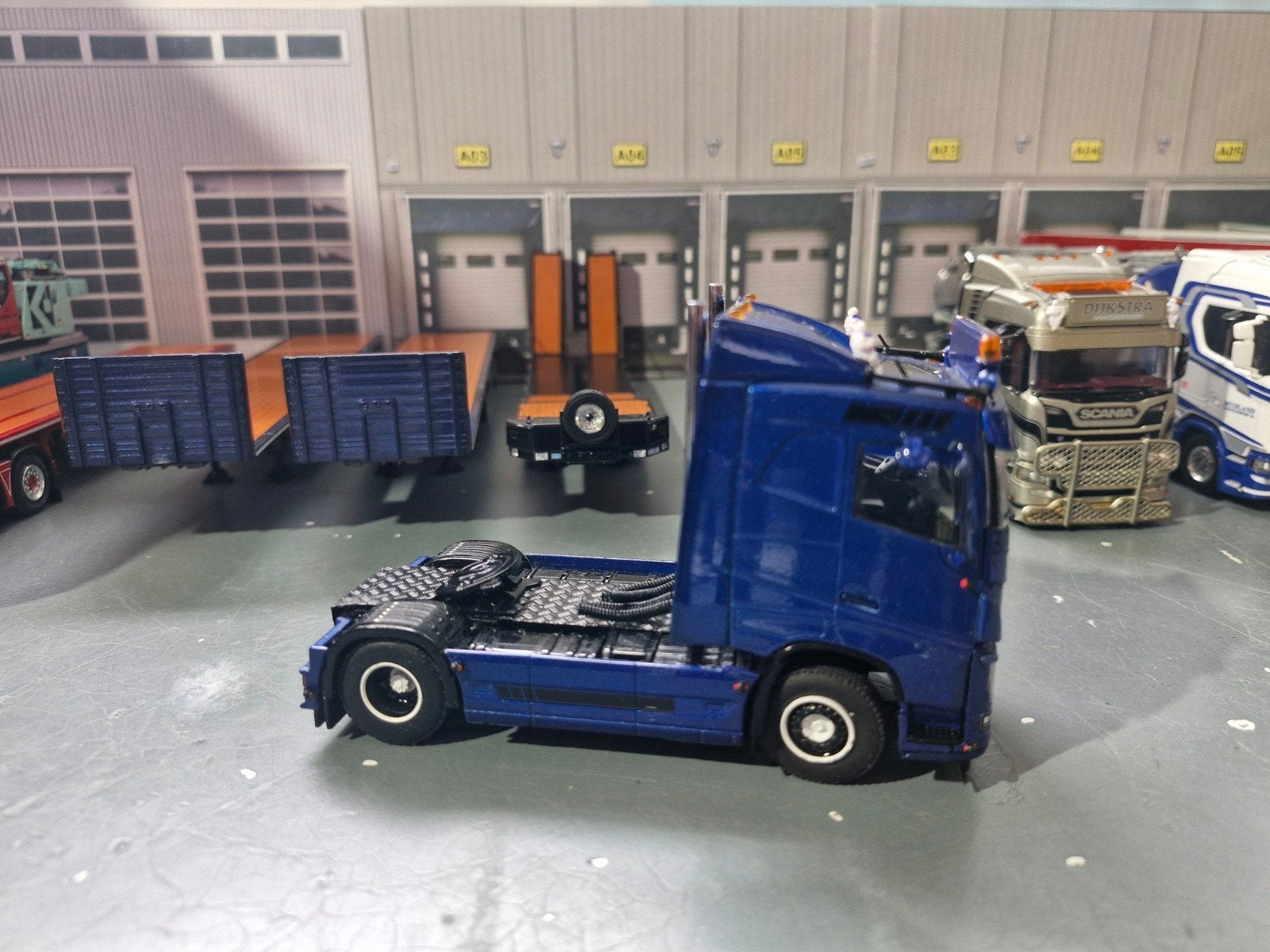 Volvo FH trekker van lippens wsi, Ophalen of Verzenden, Zo goed als nieuw, Bus of Vrachtwagen, Wsi
