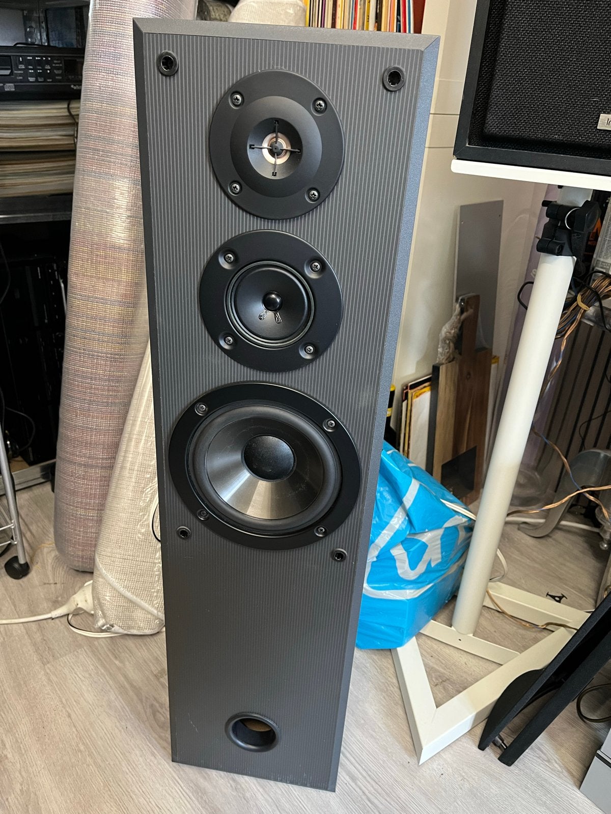 Sony SS-MF315 Vloerstaande Luidsprekers - 150W, Vloerstaande luidspreker, Gebruikt, Ophalen, 150 watt of meer