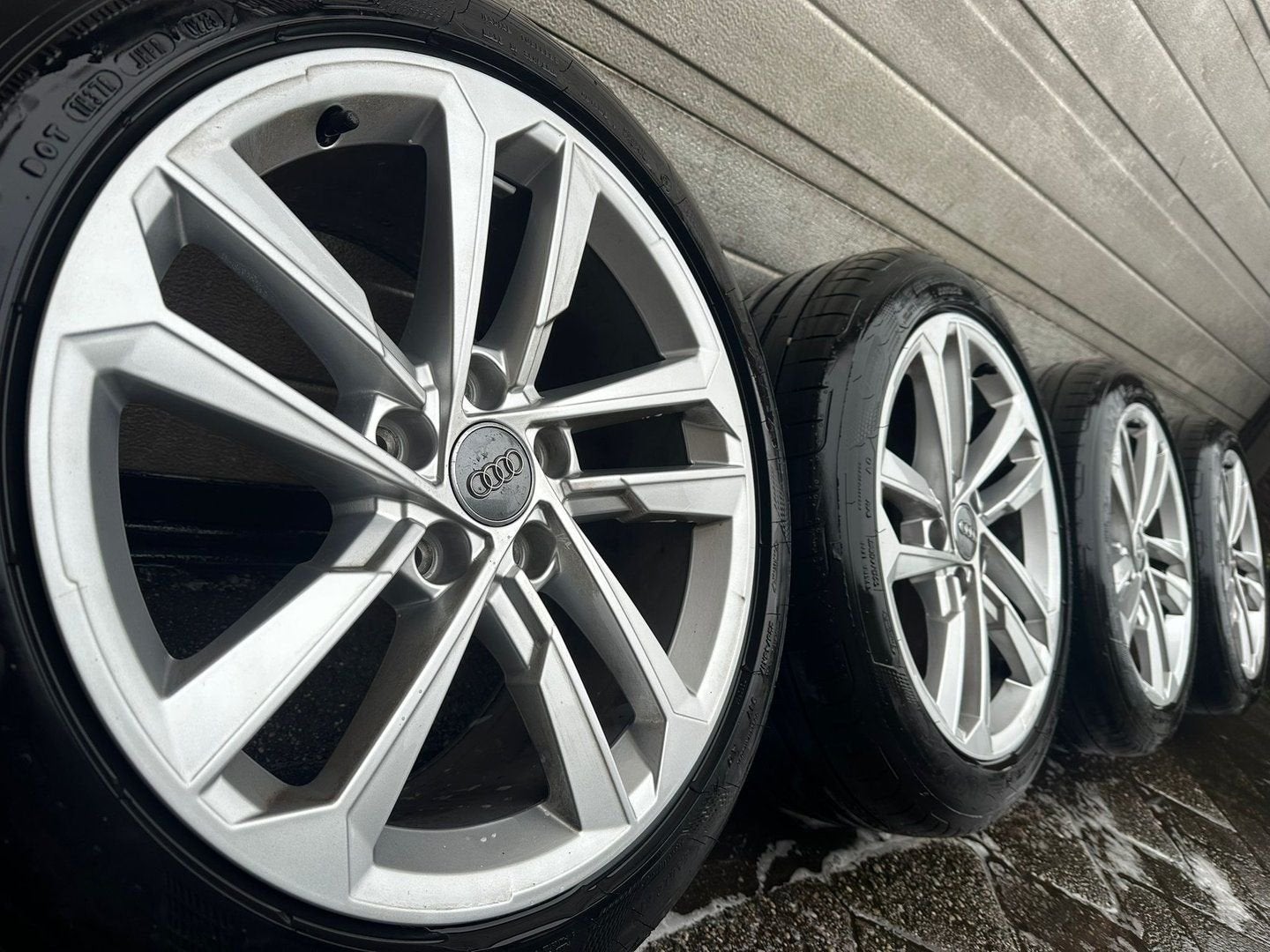 17 " Audi A3 S3 8Y 8V TT A4 S4 B6 B7 velgen Goodyear banden, Gebruikt, -, -, Banden en Velgen