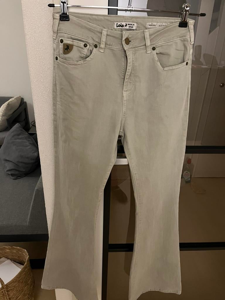 LOIS flared jeans in stone kleur/licht kaki mt27, Ophalen of Verzenden, Gedragen, Grijs, W27 (confectie 34) of kleiner