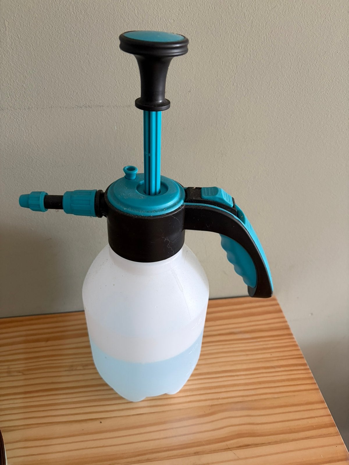 Hogedrukspuit 2 liter, Ophalen of Verzenden, Zo goed als nieuw
